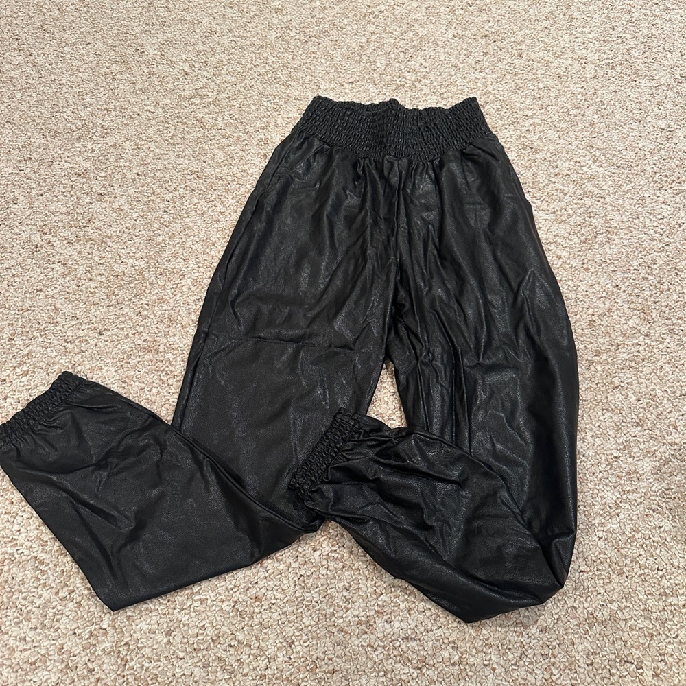 Commando faux leather joggers